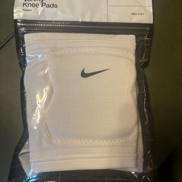 Nike Volleyball Varsity White Knee Pads - Picture 1 of 7